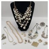 JEWELRY NECKLACES PENDANTS EARRINGS