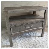 OLD SOUTH ACCENTS WOOD NIGHTSTAND SIDE TABLE W DRA