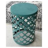 METAL DRUM STYLE ACCENT SIDE TABLE