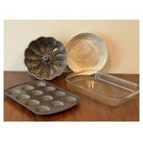 BAKING PANS BUNDT MINI CUPCAKE TART PAN GLASS DISH