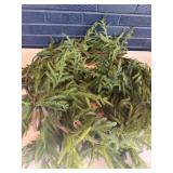 PLASTIC EVERGREEN GARLAND