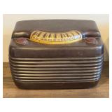 VINTAGE PHILCO BAKELITE HIPPO AM TUBE TABLE RADIO