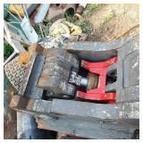 Hydraulic Pin Coupler
