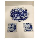 A lot featuring a Vintage Blue and White