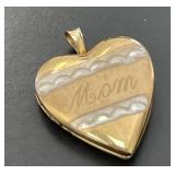 10 KT Heart Locket