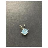 10 KT Blue Topaz Pendant.
