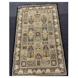 Traditional Motif Panel Pattern Nylon Rug