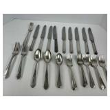 Oneida Tudor Plate Stainless Blade Knives
