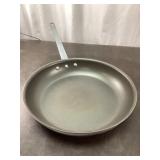 Wear-Ever Aluminum Pan