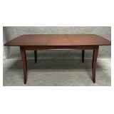 Hardwood Mahogany Finish Legs Dining Table