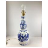 17 Inch Blue and White Ceramic Table Lamp