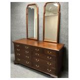 Henkel Harris Vintage Georgian Style Dresser