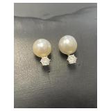 14 KT WG Pearl and Diamond Earrings