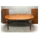 Thomasville Oval Cherry Dining Table