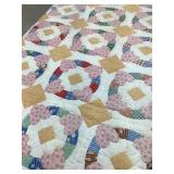Double Wedding Ring Amish Quilt