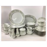 Taipei China Dinnerware Set
