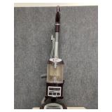 Shark Navigator Lift-Away Deluxe