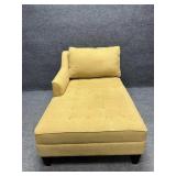 Haverty Furn Upholstered Chase Lounge