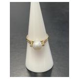 14 KT Pearl and Diamond Ring
