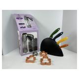 Cookie Maker, Knife Set, Cookie Cutters