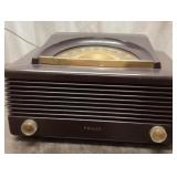 Philosophy AM Table Radio