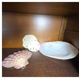 Footed Shell With Additional Shells