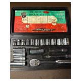 Duro Chrome Socket Set in Metal Case