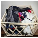 Womenï¿½s Gloves in Assorted Styles