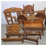 Wooden Wall-Mounted Storage Shelves Heart Cutouts