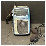 Street Beat AM/FM Sports Radio With Headphones