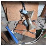 Utility Clamp Lights With Bulbs