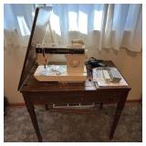 Singer 290C Sewing Machine in Wood Table