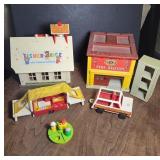 Fisher-Price Play Family School And Fire Station