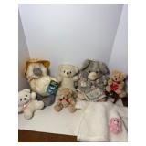 Plush Toy Assortment with Holiday Dï¿½cor