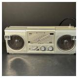Tempest Model AF-2020 AM/FM Stereo Radio