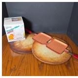 Proctor-Silex Juicer and Kitchenware