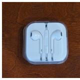 Apple Wired EarPods with Case