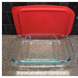 Pyrex Glass Bakeware With Lid
