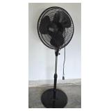 Black+Decker Stand Fan With Timer and Adjustable F
