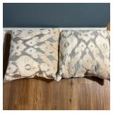 Decorative 22ï¿½ Pillows With Patterned Fabric