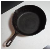 Cast Iron Skillet, 10.5-Inch Diameter