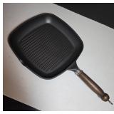 Roch Guss Cast Aluminum Grill Pan