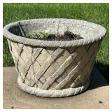 Concrete Lattice-Pattern Planter