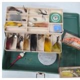 Gladding Tackle Box Vtg Fishing Lures