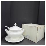 Japanese White Porcelain Soup Tureen Set