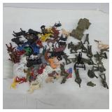 Plastic Cowboys Indians & Army Men Figures Mix