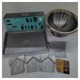 Kitchen Utensil Set, Colander, Cake House Mold