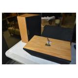 3 Box speakers