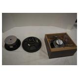 3 speakers