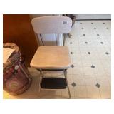 STOOL